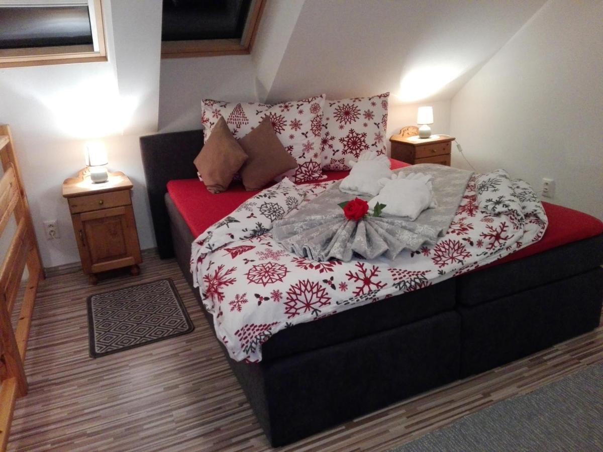 Privat Gazda Pension Ждьяр Экстерьер фото